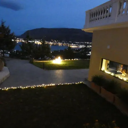 Mondethea Vantage Point Nyaraló Hriszí Aktí Haniá