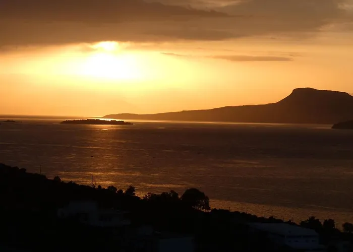 Mondethea Vantage Point Nyaraló Hriszí Aktí Haniá