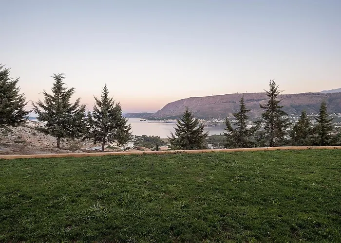 Nyaraló Mondethea Vantage Point