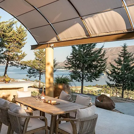 Mondethea Vantage Point