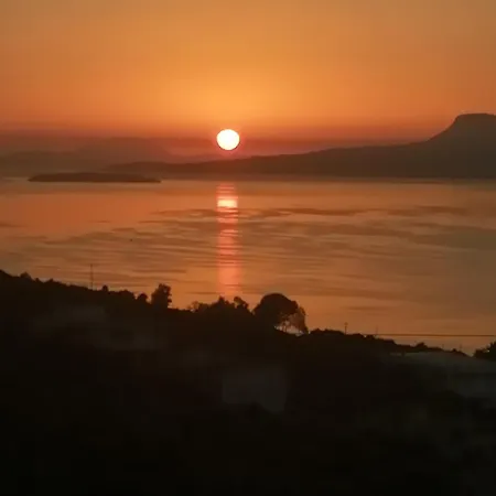 Mondethea Vantage Point * Chania (Crete)