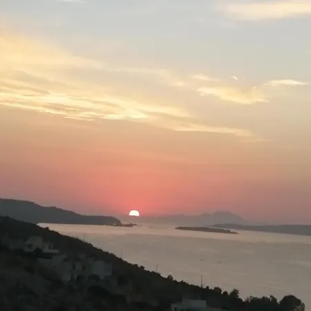 Nyaraló Mondethea Vantage Point Hriszí Aktí Haniá